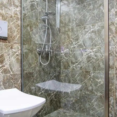Fi Homes (adults Only) Daire *