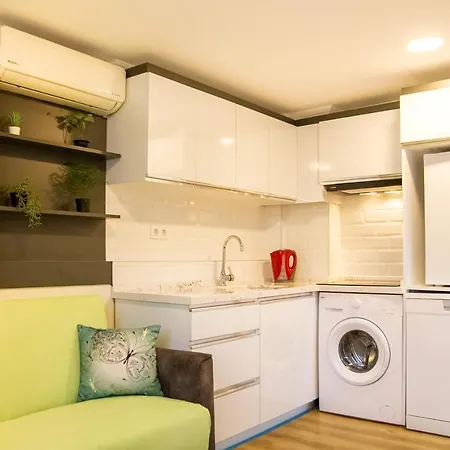 Apartment Fi Homes (adults Only) *