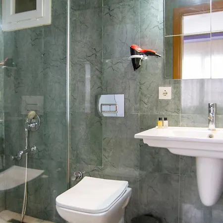 Fi Homes (adults Only) *